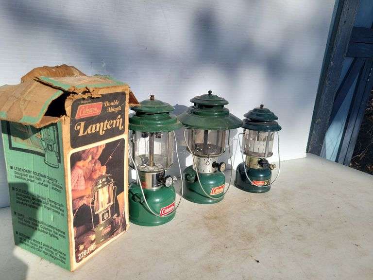 (3) Coleman lanterns