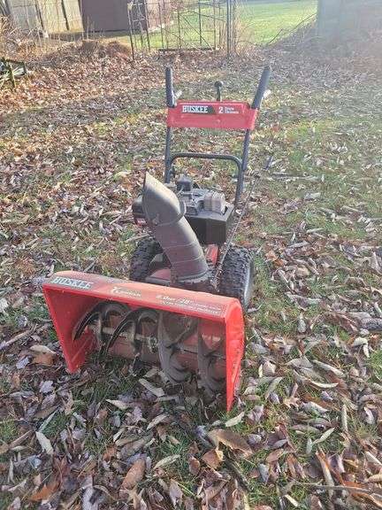 28" Huskee Extreme Auger snow thrower