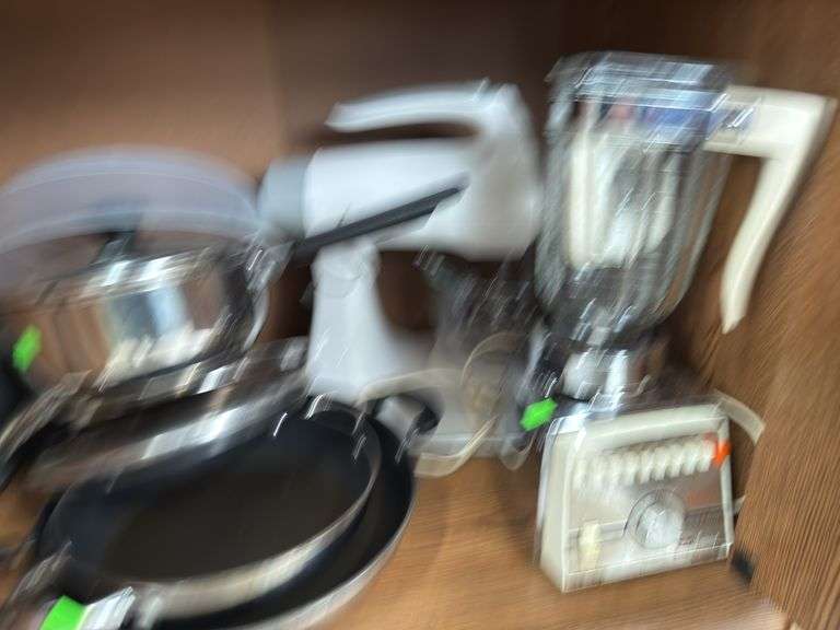 Contents of cabinet mixer and Blender