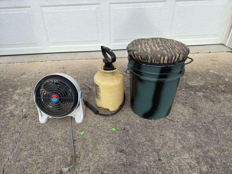 Fan sprayer and Bucket Seat