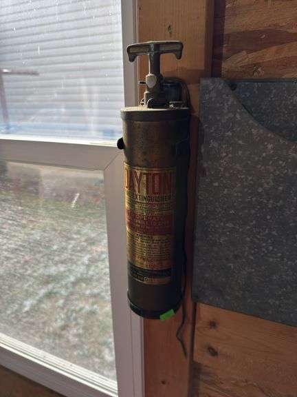 Dayton fire extinguisher