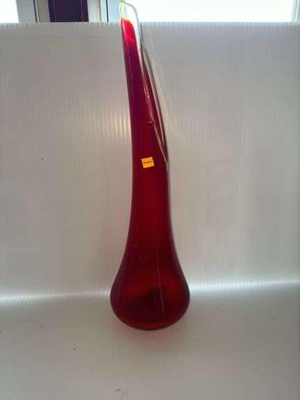 Viking Glass Swung Vase