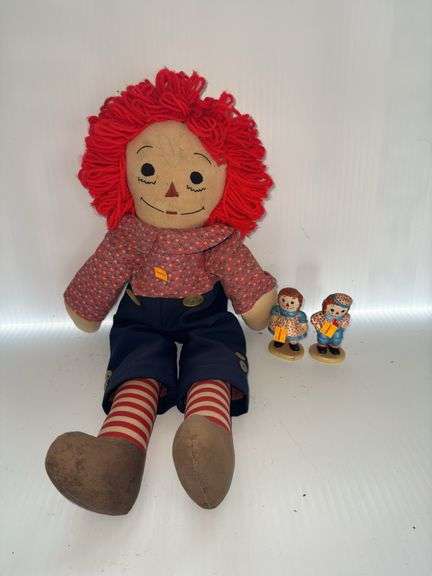 Vintage Raggedy Anne & Andy Cloth Doll & (2) Ceramic Doll Figures