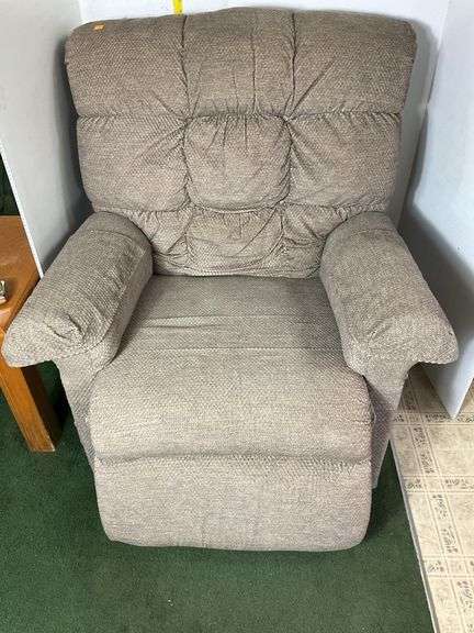 La-Z-Boy Recliner with Remote