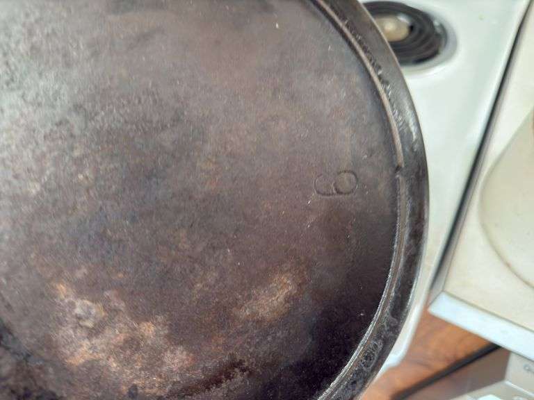 SK Cast Iron Skillet and Cast Iron Skillet