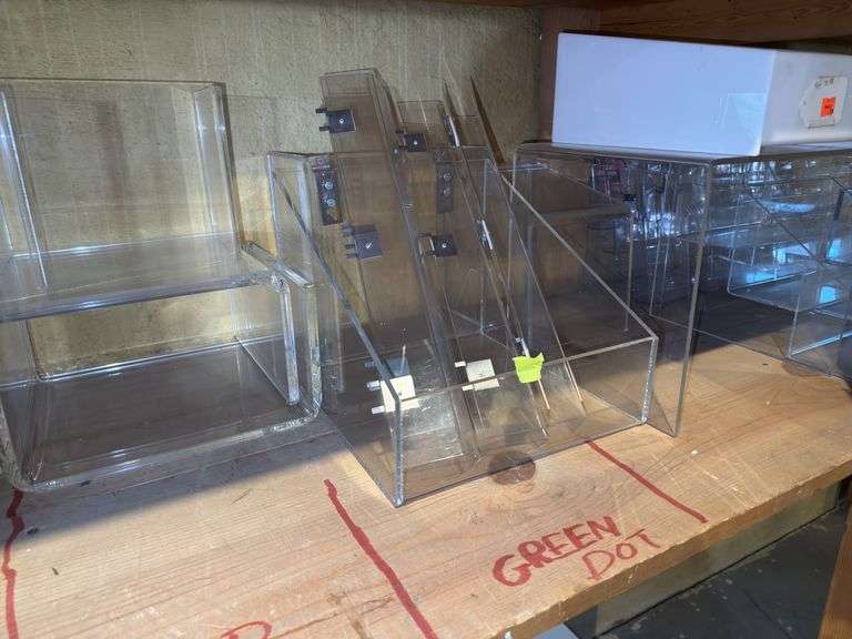 Plastic Displays - Kaufman Realty & Auctions