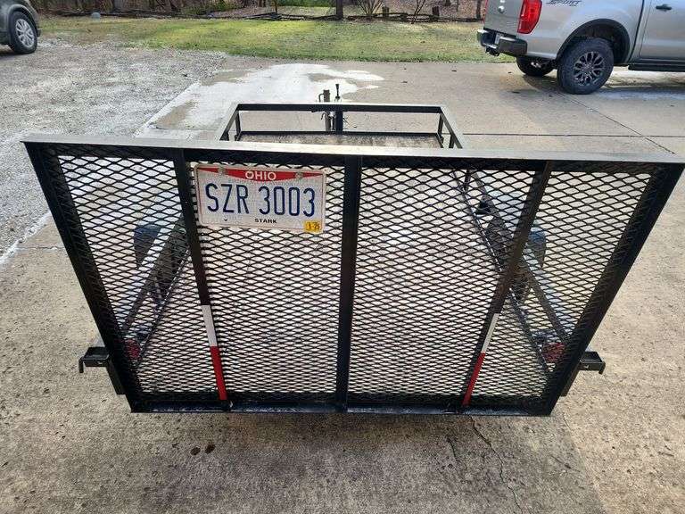 Single axle utility trailer 8ft