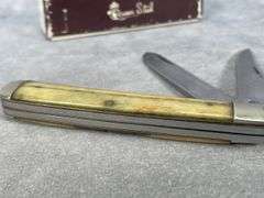 QUEEN CUTLERY BONE HANDLE TRAPPER