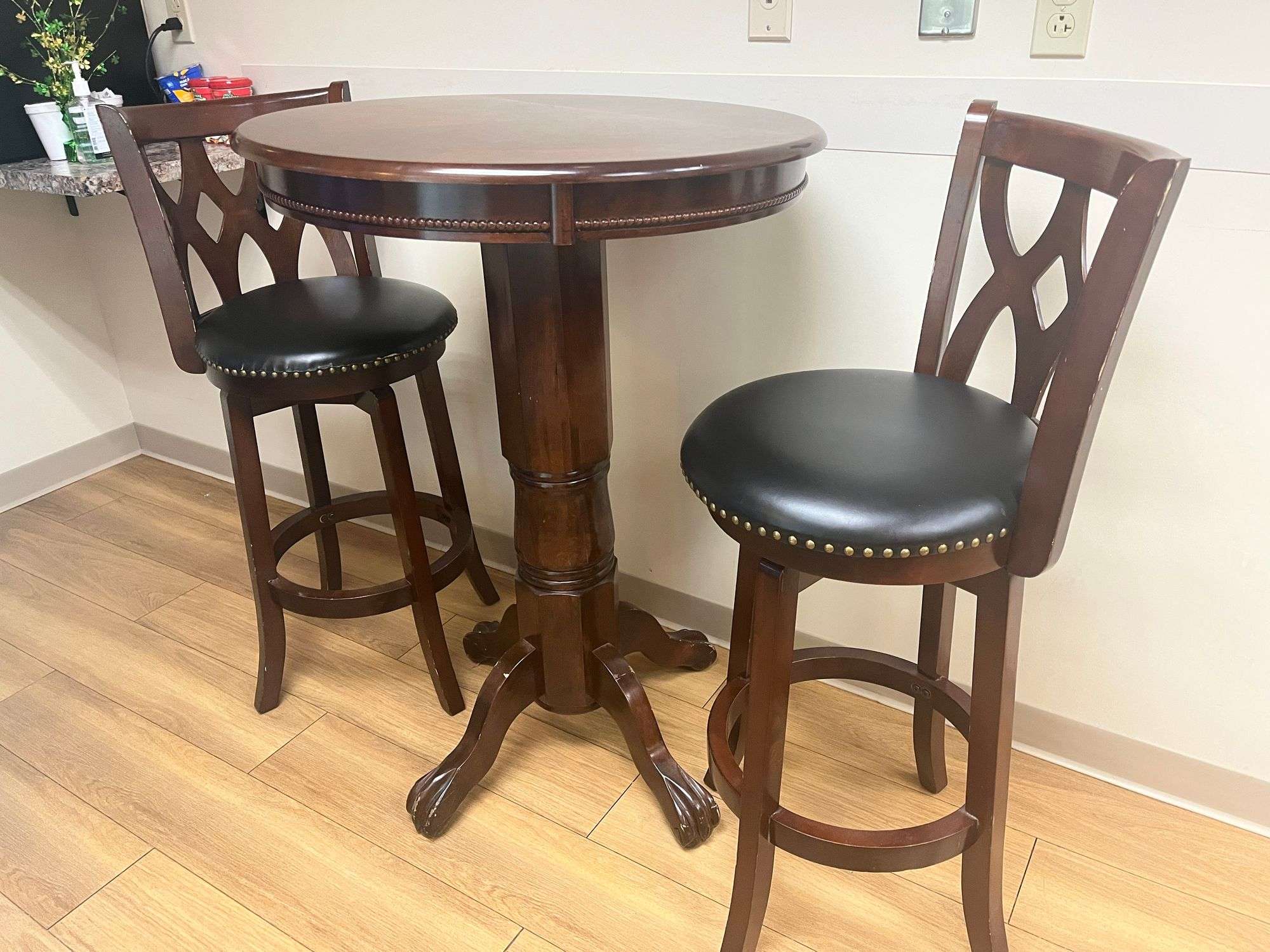 Bar Table w/ 2 Chairs