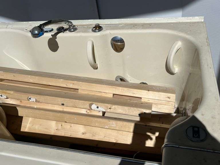Best Bath Bathtub