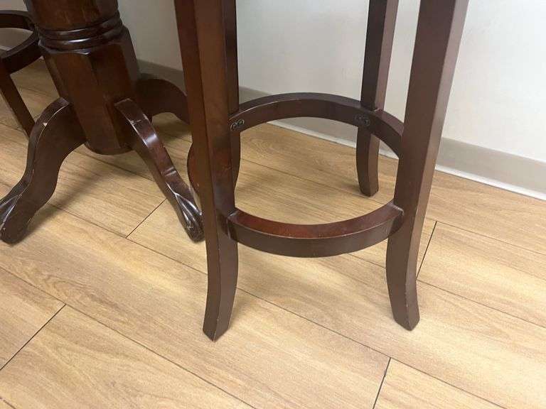 Bar Table w/ 2 Chairs