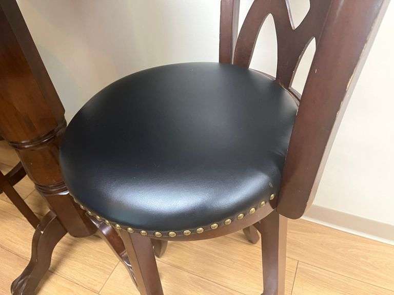 Bar Table w/ 2 Chairs