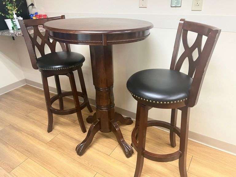 Bar Table w/ 2 Chairs