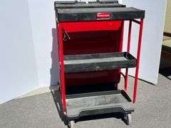 Rubbermaid Commercial Rolling Cart