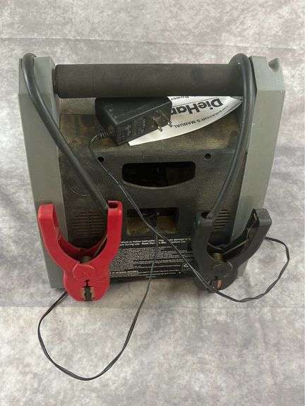 Diehard portable power 950 - Kaufman Realty & Auctions