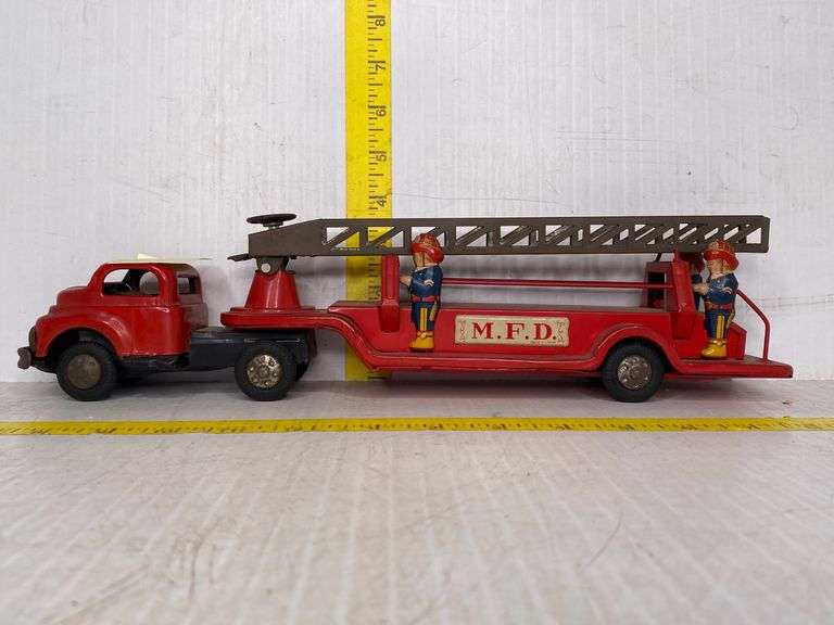 Fire Engine Mfd M.F.D. Made in Japan Toy Fire Engine - Kaufman Realty & Auctions