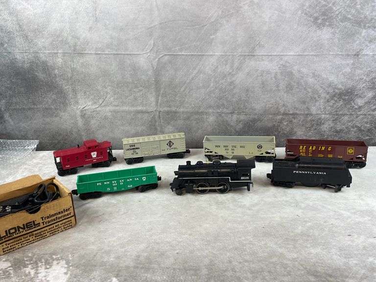 Lionel #8625 Engine, Tender, Cars, Transformer - Kaufman