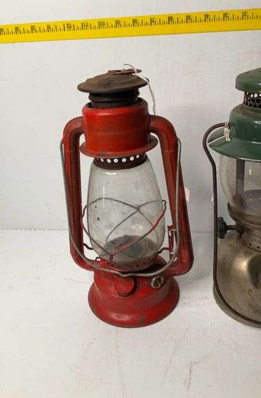 Vintage Coleman Lantern, Dietz Lantern, Dietz Comet Lantern