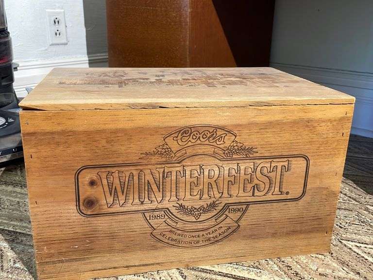 Coors ヴィンテージ木製ボックス COORS WINTERFEST 1989-1990 WOOD CRATE - Kaufman Realty