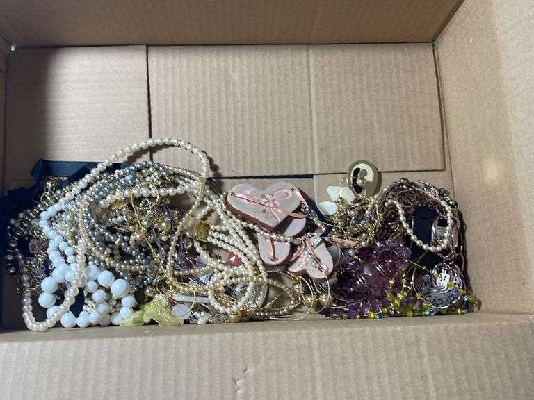 Assorted Jewelry
