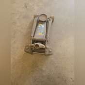 MVP Superlift 3 ton jack/ missing handle - Kaufman Realty & Auctions
