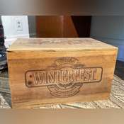 COORS WINTERFEST 1989-1990 WOOD CRATE - Kaufman Realty & Auctions