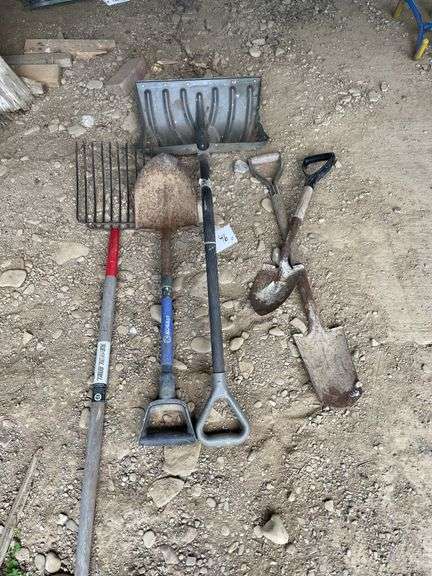 Snow Shovel, Pitch Fork, Shovels