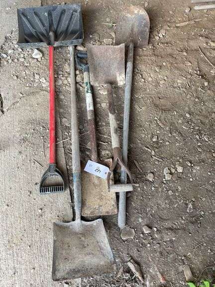 Assorted Shovels