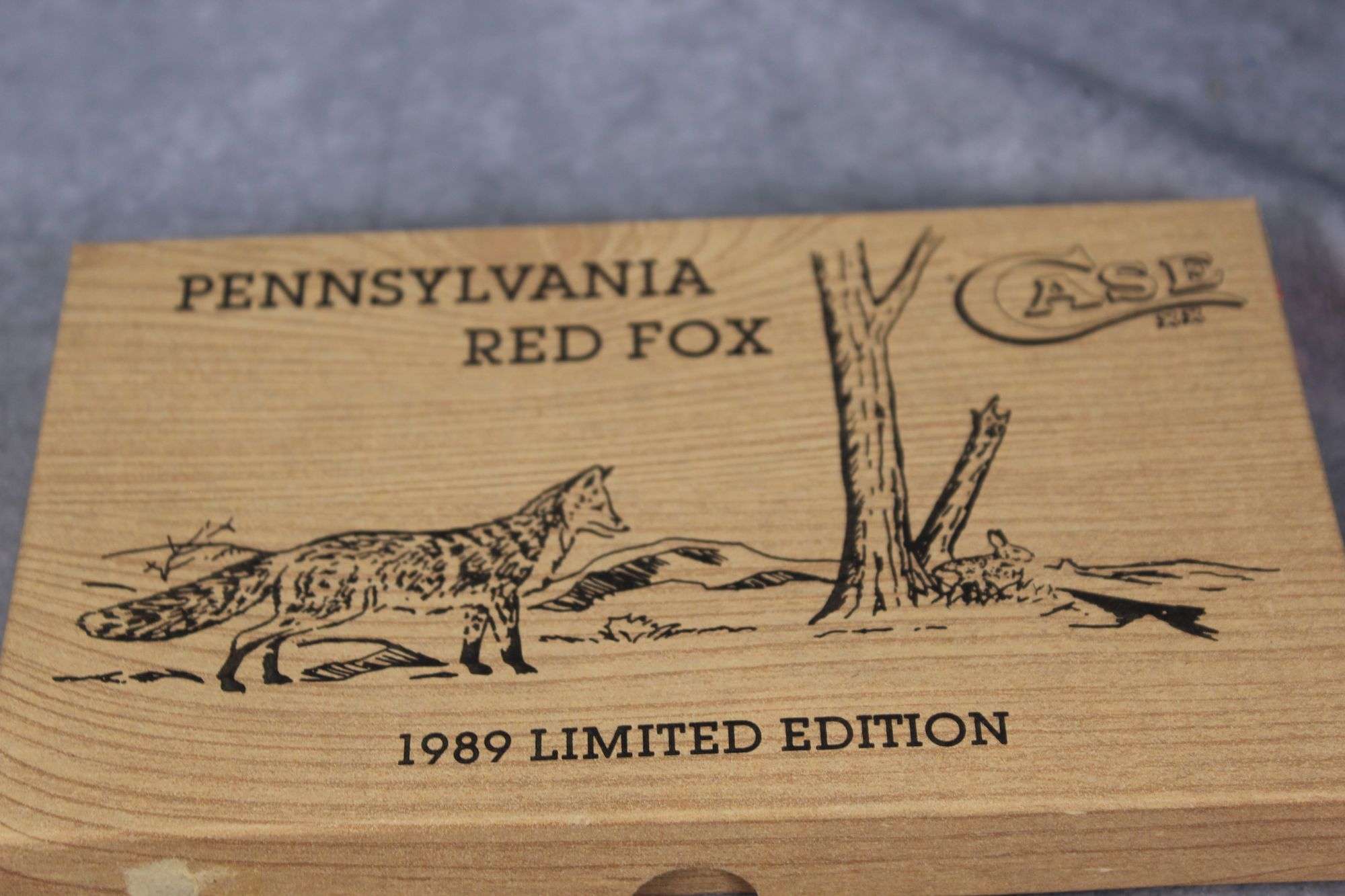 1989 CASE XX PENNSYLVANIA RED FOX LIMITED EDITION STAG TRAPPER