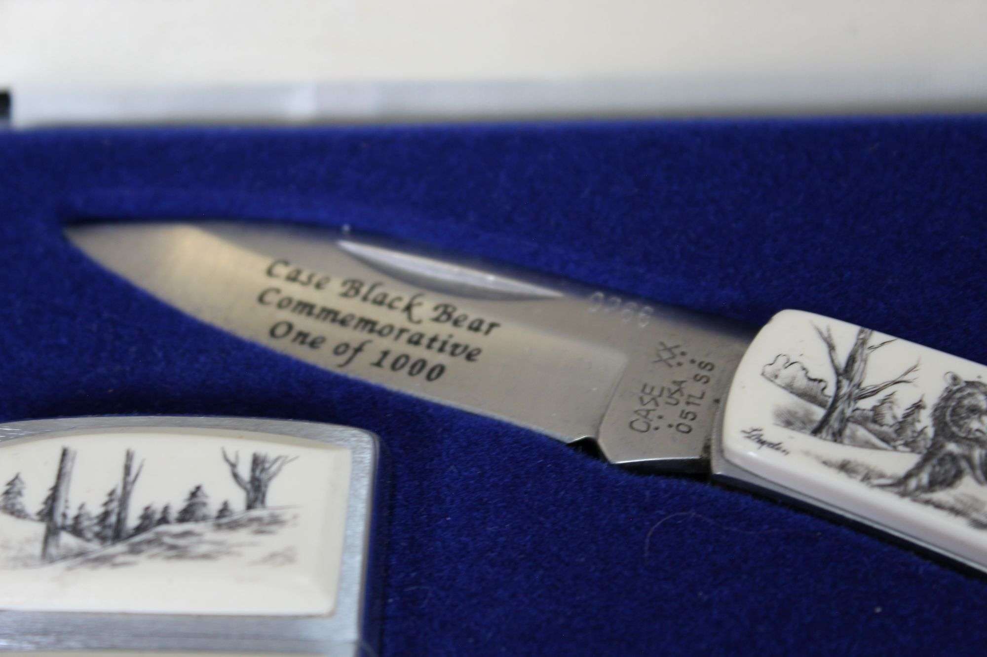 1994 CASE XX BLACK BEAR COMMEMORATIVE KNIFE & ZIPPO SET