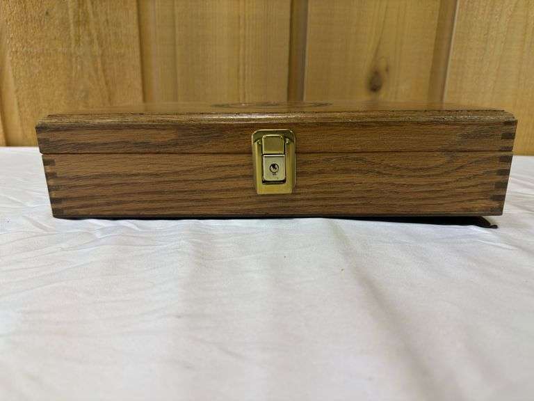 Smith & Wesson Collectors Association 25th Anniversary Wooden Case