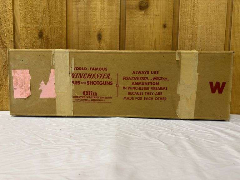 Winchester Model 12 - 12 Gauge Special Pigeon Grade Box