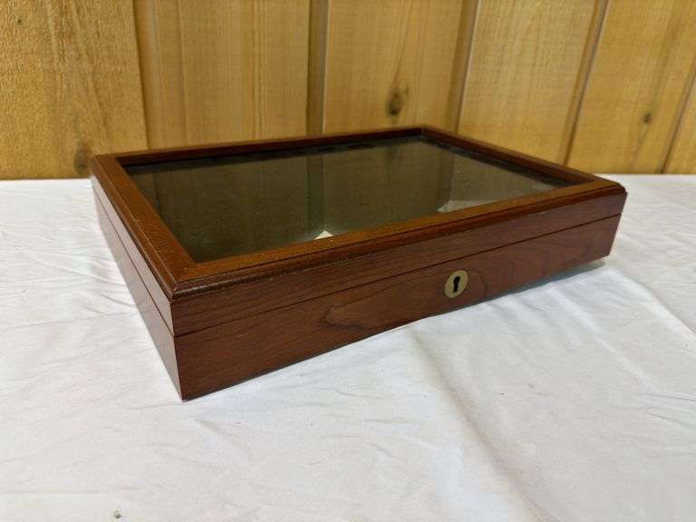 Colt 150 Year Commemorative Wooden Gun Case with Glass Lid and Belt Buckle