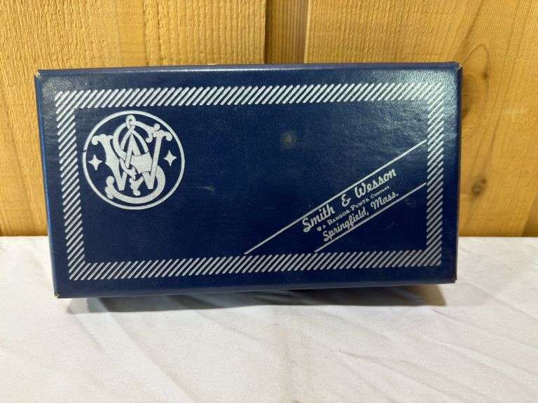 Smith and Wesson Model 15-4 Box with Cleaning Rod