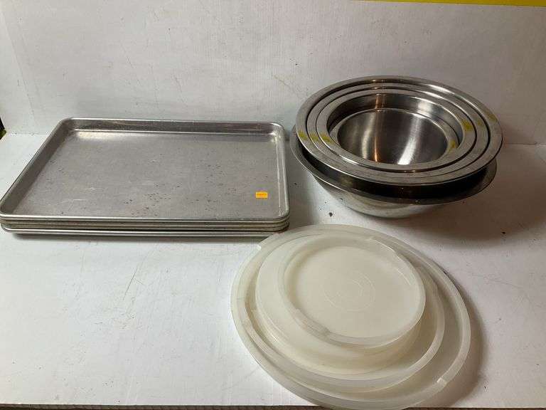 Assortment of Stainless Steel Bowls with Lids, 4 Baking Sheets