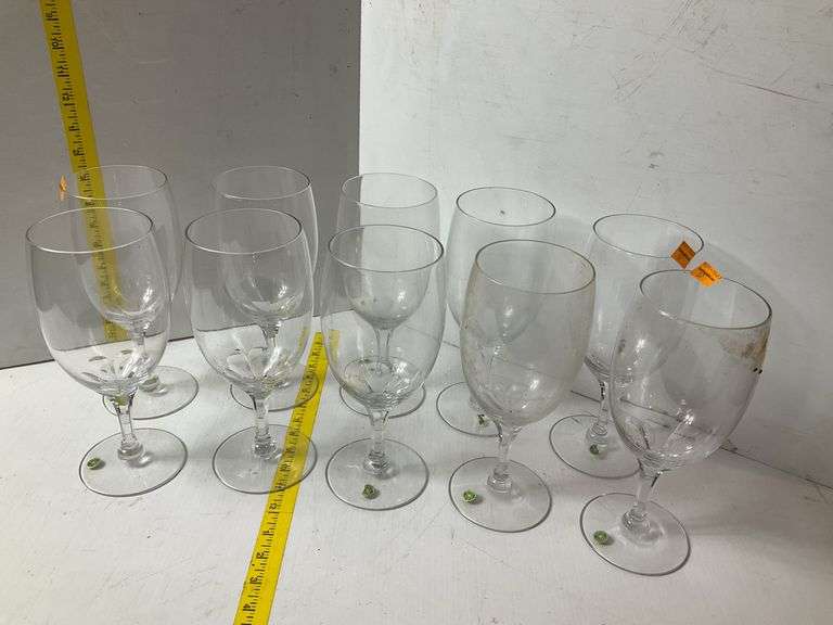 10 Seneca Glass Wine Glasses