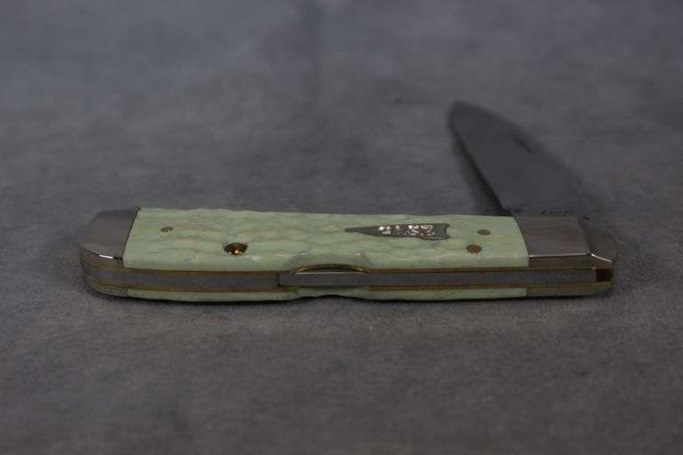 2017 CASE TRIBAL LOCK MINT GREEN BONE TB612010L