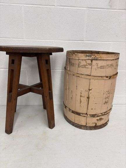 Wooden Stand 18” H , Nail Keg