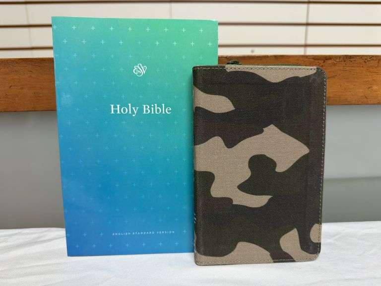 (2) ESV Bibles