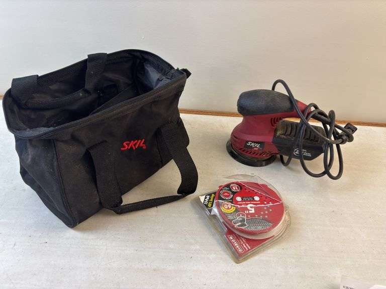 Skil Sander w/ bag