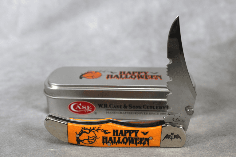2013 CASE MEDIUM FOLDING HUNTER PERSIMMON ORSNGE HALLOWEEN ETCH 61265LC