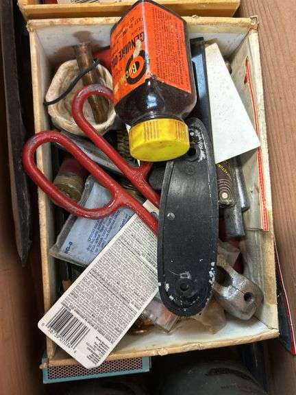Mattamuskeet Wooden Sportsman's Box w/ Misc. Gun Supplies