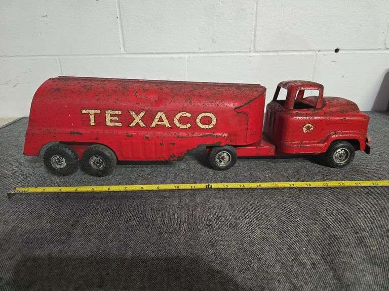 EARLY BUDDY L TEXACO TOY TRUCK