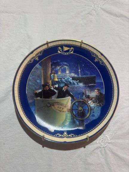 BRADFORD EXCHANGE TITANIC QUEEN OF THE OCEAN COLLECTION