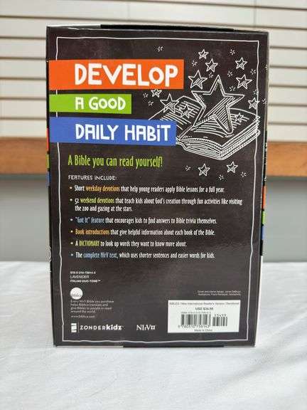 (2) Kids NIrV Devotional Bibles Lavender and Green Both Italian Duo Tone