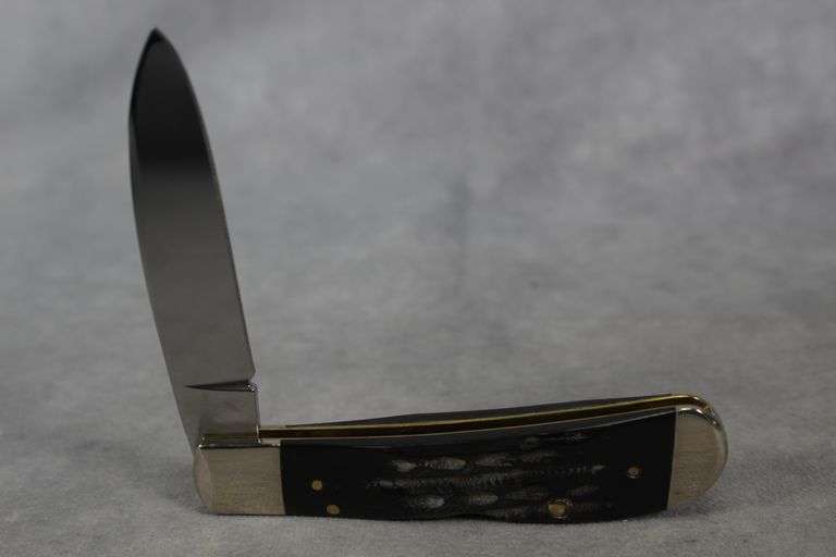 2017 CASE TRIBAL LOCK BUFFALO HORN TBBH12010L