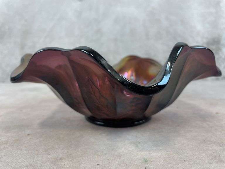 Millersburg Glass Holly 7 in. Ruffled Bowl - Amethyst