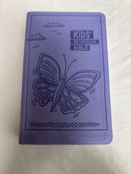 (2) Kids NIrV Devotional Bibles Lavender and Green Both Italian Duo Tone