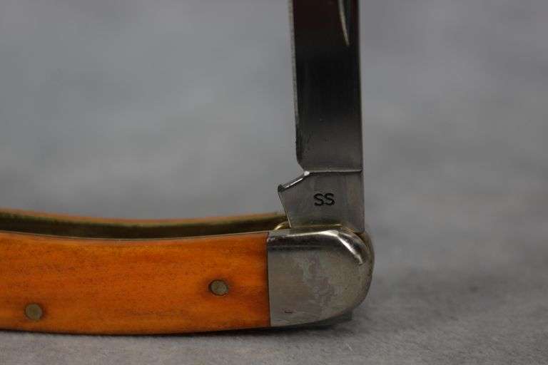 2016 CASE STOCKMAN PERSIMMOM ORANGE HALLOWEEN ETCH 6318 IN TIN