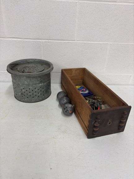 Fishing Supplies , Heavy Lead Sinkers , Minnow Bucket , Fishing Lures